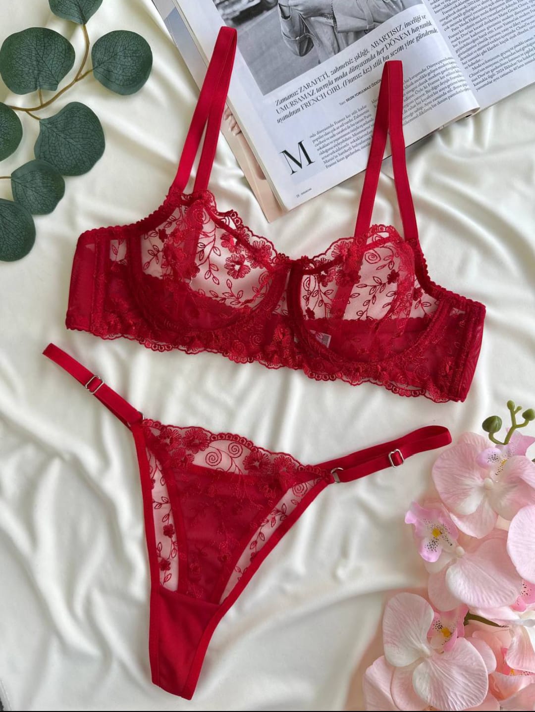Scarlet Bloom Floral Nakışlı Bralet Takım