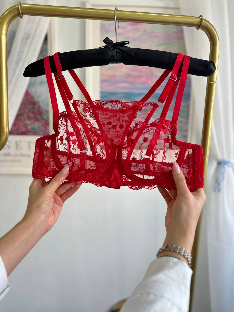 Scarlet Bloom Floral Nakışlı Bralet Takım